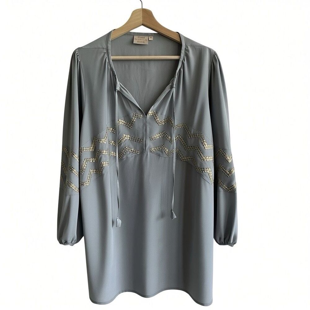 Rungolee Tunic Louise Sz M silk v-neck Gray Gold Sequin Blouse Capsule